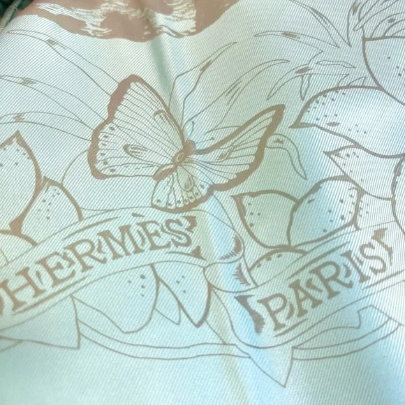 Hermés Jungle Love Silk Scarf in Pale Blue - Picture 10 of 10
